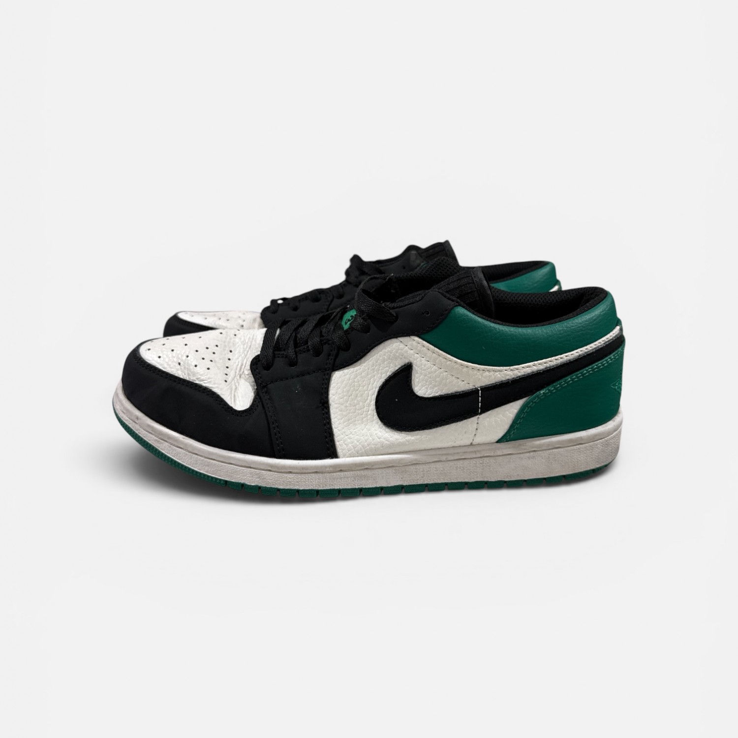 Air Jordan 1 Low Pine Green